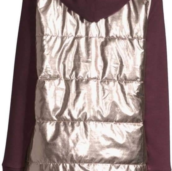 Vest - Picture 2 of 9